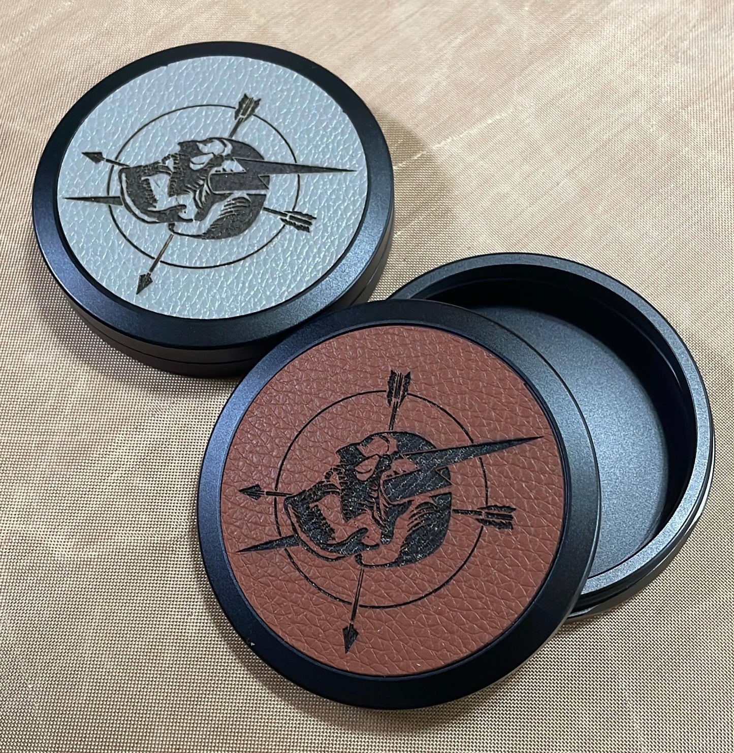 Leather Tin puck (slim version)